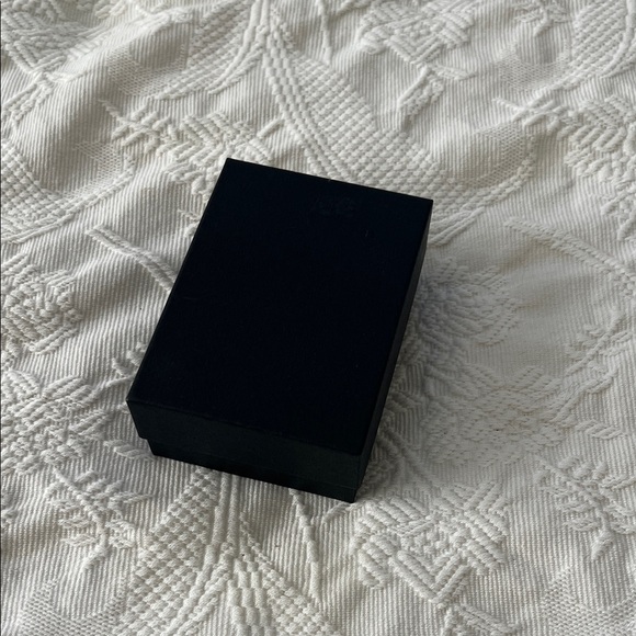 Joan Rivers bangles and earring set - Picture 8 of 10